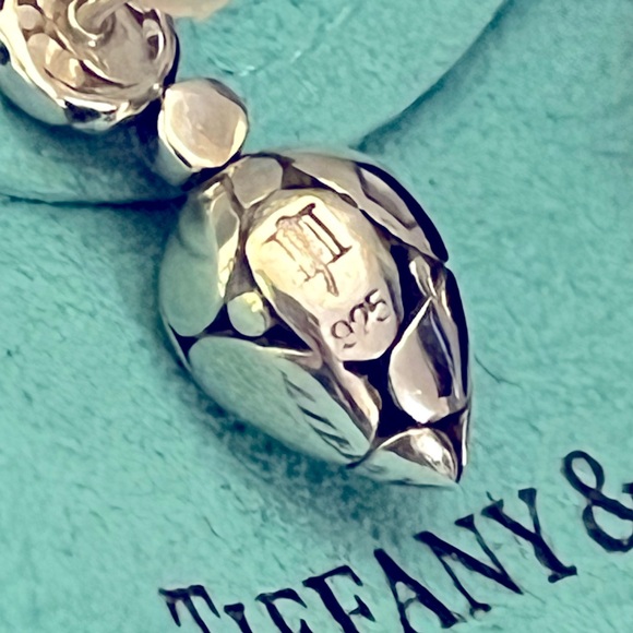 TIFFANY & CO.  and JOHN HARDY Sterling Silver Drop Post Earrings with bag - Picture 5 of 5